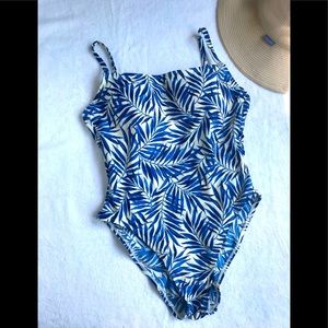 Victoria’s Secret One-Piece Swim Suit